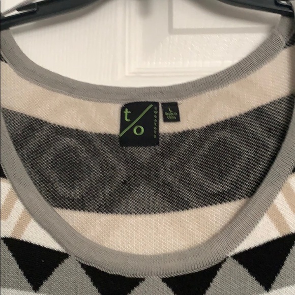 Aztec knitted Tunic - Picture 2 of 3